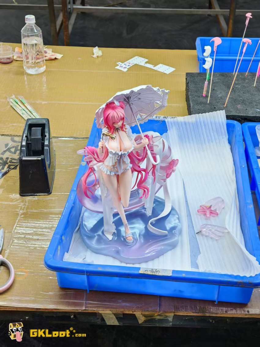 Xiao Huan Xiong Studio 1/6 Goddess of Victory: Nikke Dorothy Statue - View 10 Xiao Huan Xiong Studio 1/6 Goddess of Victory: Nikke Dorothy Statue - View 10