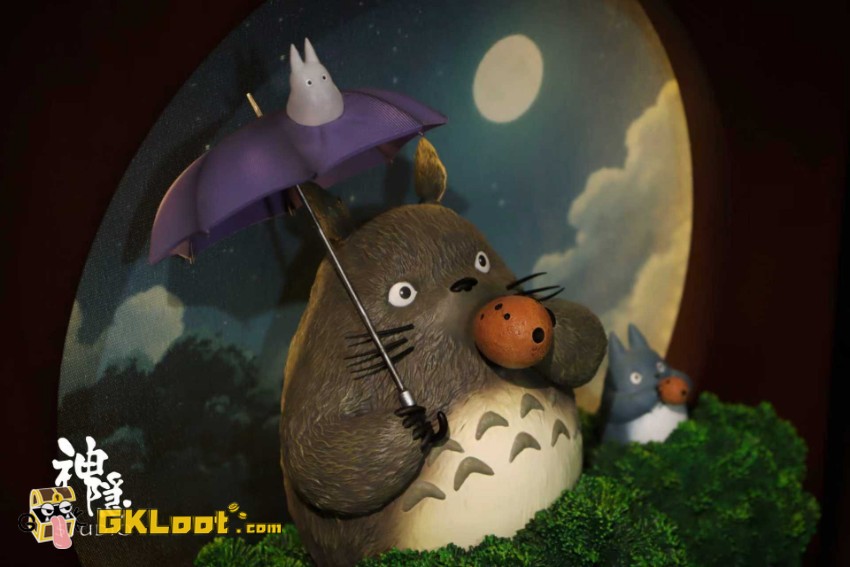ShenYin Studio My Neighbor Totoro Totoro Statue w/ LED - View 4 ShenYin Studio My Neighbor Totoro Totoro Statue w/ LED - View 4