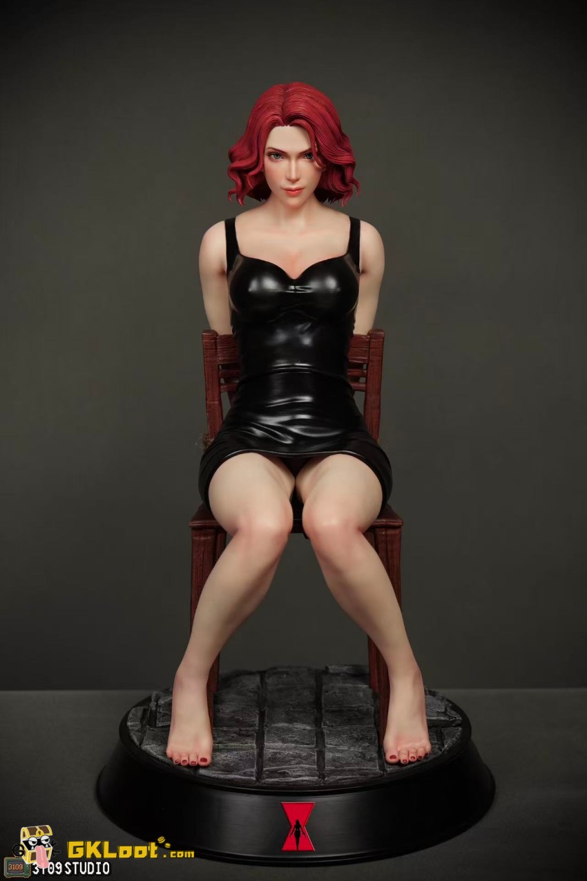 3109 Studio 1/4 Marvel Comics Black Widow Statue - View 10 3109 Studio 1/4 Marvel Comics Black Widow Statue - View 10