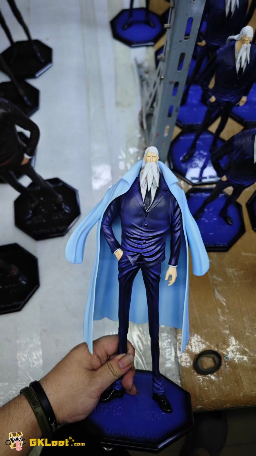 Dragon Tiger Studio One Piece Five Elders & Imu Statue - View 6 Dragon Tiger Studio One Piece Five Elders & Imu Statue - View 6
