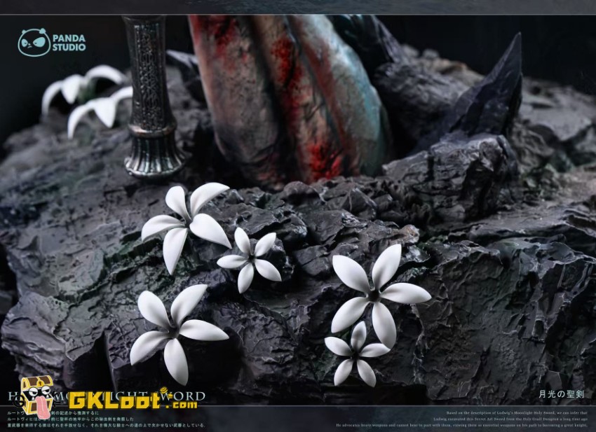 Panda Studio 1/1 Bloodborne Holy Moonlight Sword Statue - View 7 Panda Studio 1/1 Bloodborne Holy Moonlight Sword Statue - View 7