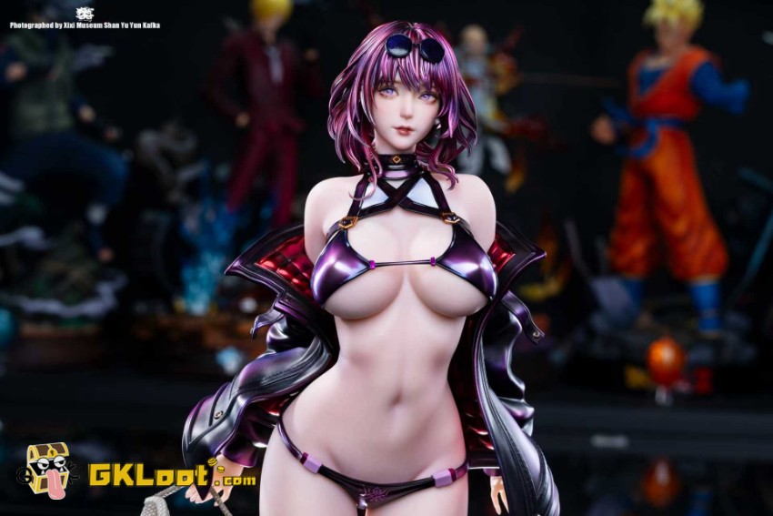 Mountain Rain Cloud Studio 1/4 Honkai: Star Rail Kafka Statue - View 10 Mountain Rain Cloud Studio 1/4 Honkai: Star Rail Kafka Statue - View 10
