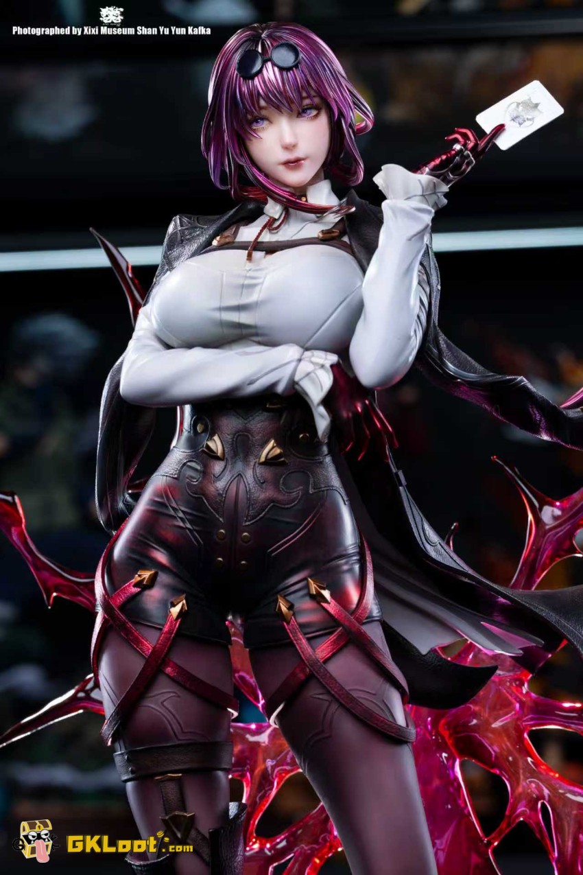 Mountain Rain Cloud Studio 1/4 Honkai: Star Rail Kafka Statue - View 6 Mountain Rain Cloud Studio 1/4 Honkai: Star Rail Kafka Statue - View 6