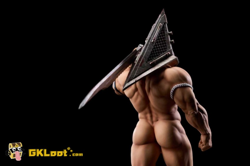 Mono Studio 1/6 Silent Hill Pyramid Head Statue - View 11 Mono Studio 1/6 Silent Hill Pyramid Head Statue - View 11
