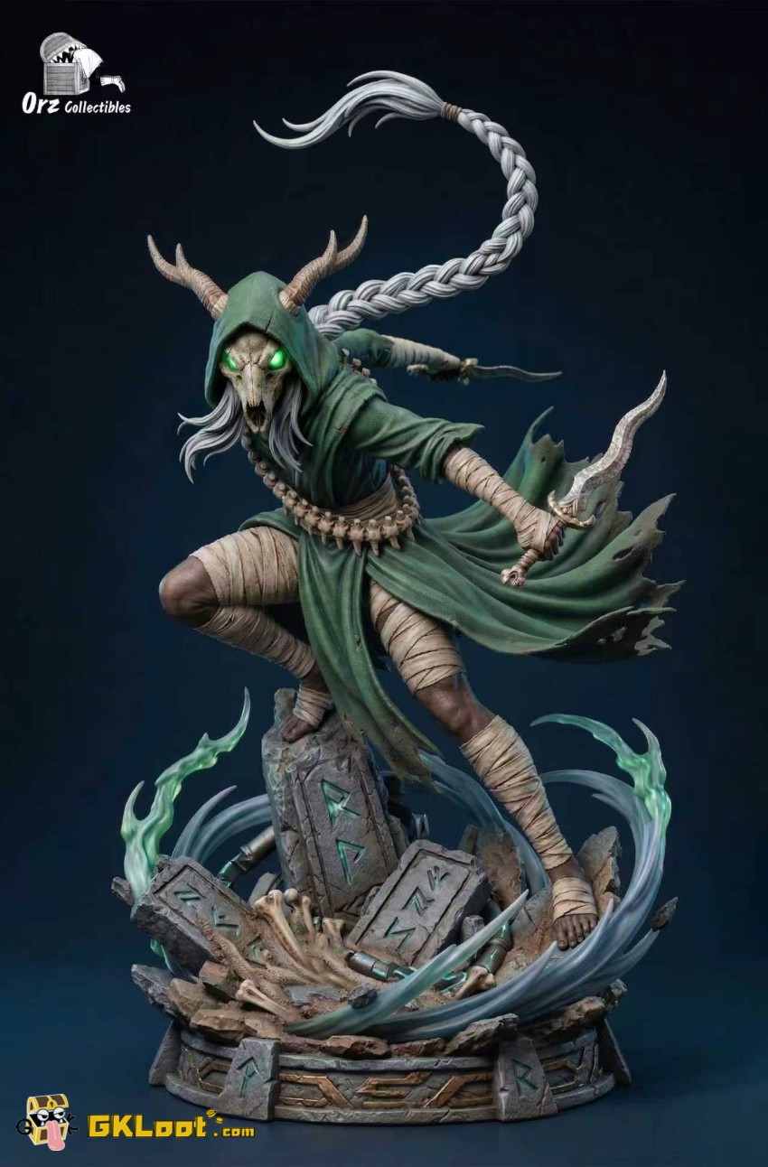 Orz Collectibles Studio Slay the Spire The Silent Statue - View 2 Orz Collectibles Studio Slay the Spire The Silent Statue - View 2