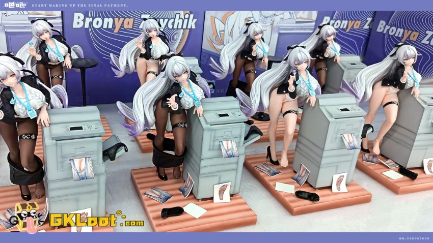 BaJi Studio 1/6 Honkai Impact 3rd Bronya Zaychik Statue - View 5 BaJi Studio 1/6 Honkai Impact 3rd Bronya Zaychik Statue - View 5