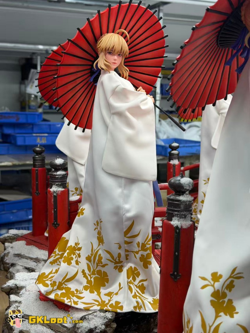 QuietArt Studio 1/4 Fate/Stay Night Saber Artoria Pendragon Statue - View 6 QuietArt Studio 1/4 Fate/Stay Night Saber Artoria Pendragon Statue - View 6