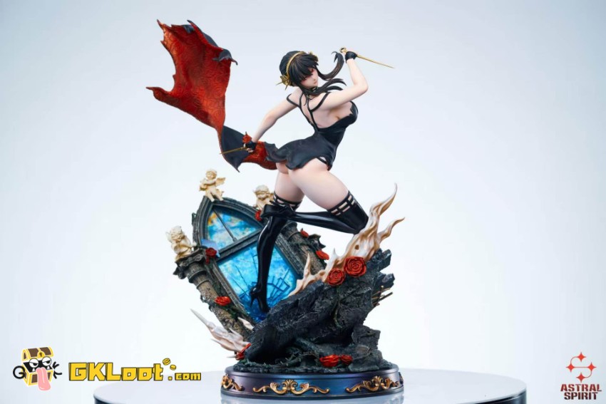 AstralSpirit Studio 1/4 Spy × Family Yor Forger Statue - View 3 AstralSpirit Studio 1/4 Spy × Family Yor Forger Statue - View 3