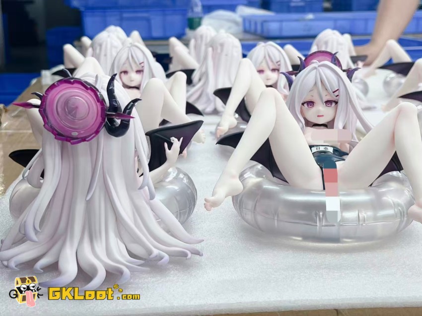 ZTR Studio 1/6 Blue Archive Sorasaki Hina Statue - View 2 ZTR Studio 1/6 Blue Archive Sorasaki Hina Statue - View 2