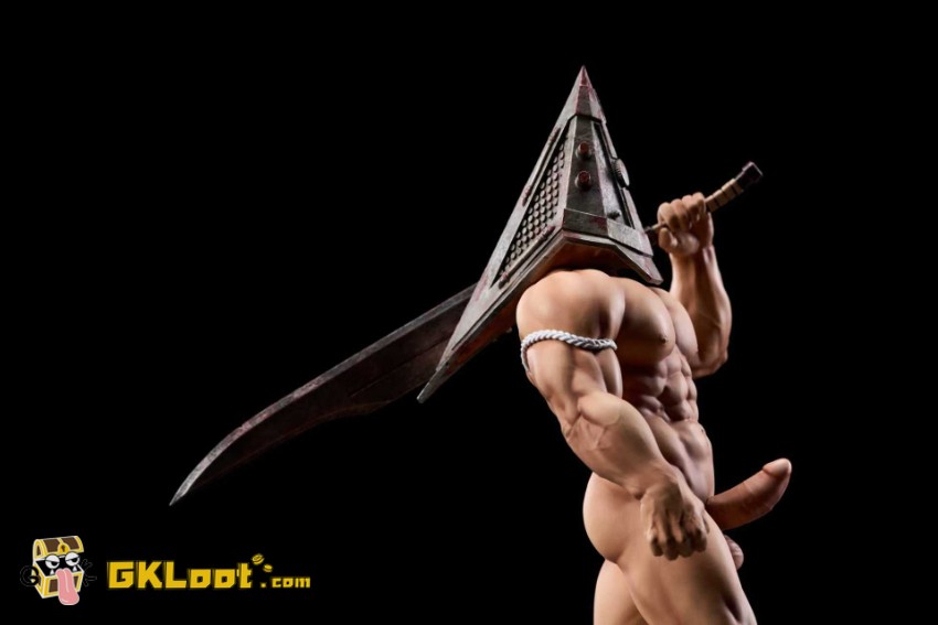 Mono Studio 1/6 Silent Hill Pyramid Head Statue - View 7 Mono Studio 1/6 Silent Hill Pyramid Head Statue - View 7