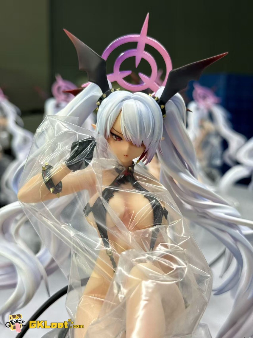 SODA Studio 1/6 Blue Archive Shiromi Iori Statue - View 1 SODA Studio 1/6 Blue Archive Shiromi Iori Statue - View 1