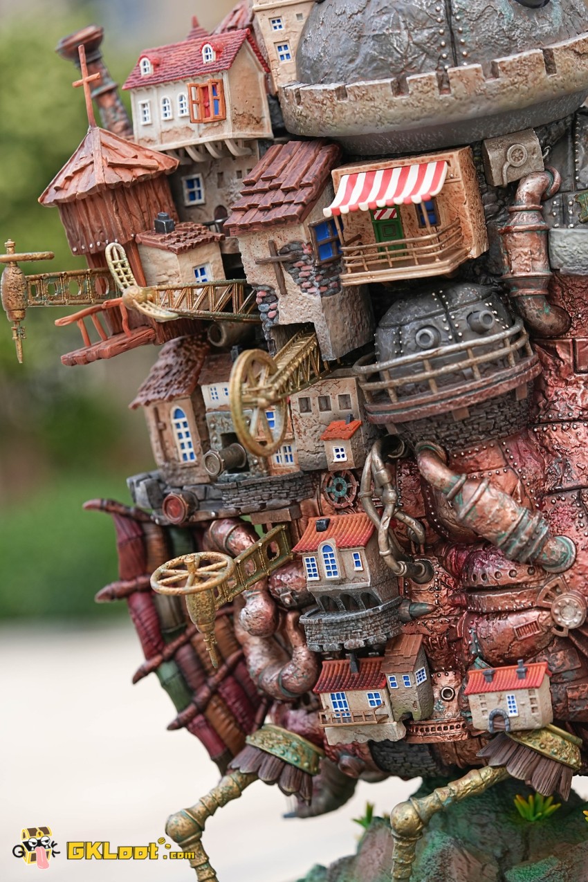 OPM Studio Howl's Moving Castle Moving Castle Statue - View 1 OPM Studio Howl's Moving Castle Moving Castle Statue - View 1