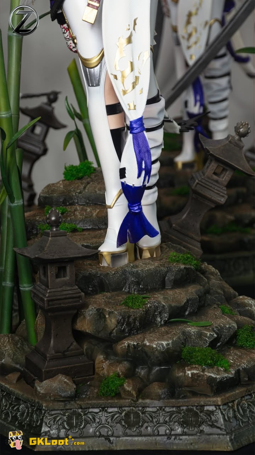 Thunder Z Studio 1/4 Goddess of Victory: Nikke Scarlet Statue - View 5 Thunder Z Studio 1/4 Goddess of Victory: Nikke Scarlet Statue - View 5