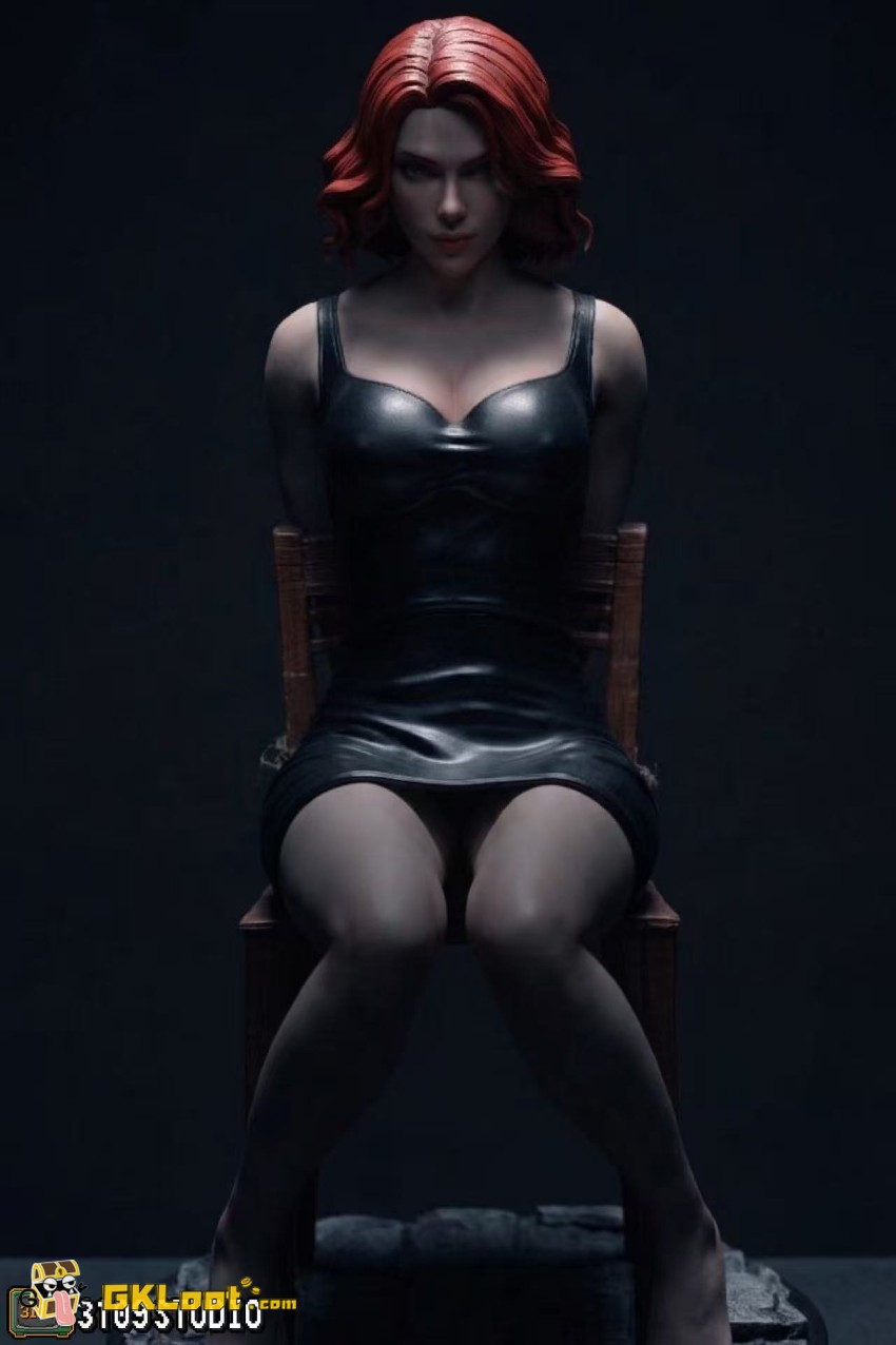 3109 Studio 1/4 Marvel Comics Black Widow Statue - View 2 3109 Studio 1/4 Marvel Comics Black Widow Statue - View 2