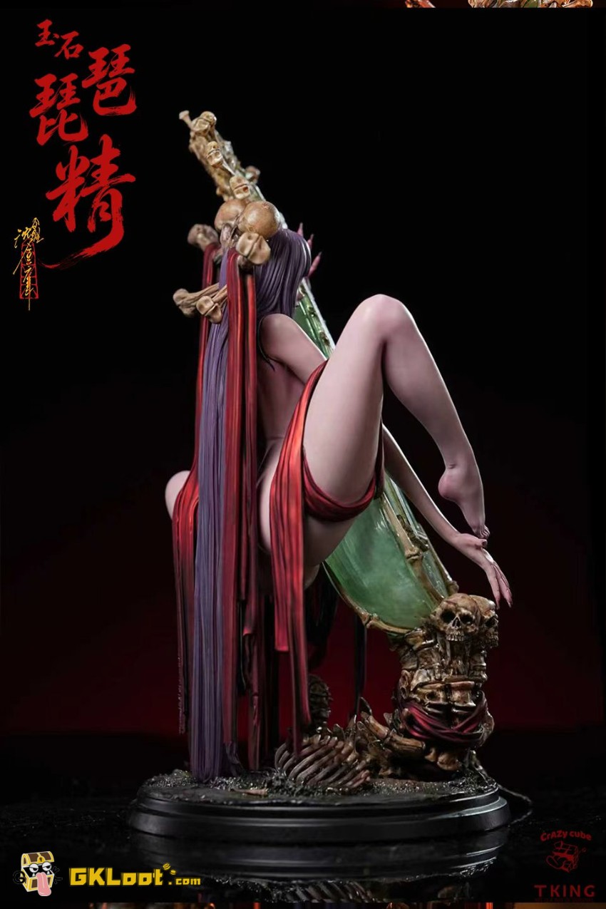 Crazy Cube & TKing Toys Studio 1/6 Original Jade Pipa Spirit Statue - View 7 Crazy Cube & TKing Toys Studio 1/6 Original Jade Pipa Spirit Statue - View 7
