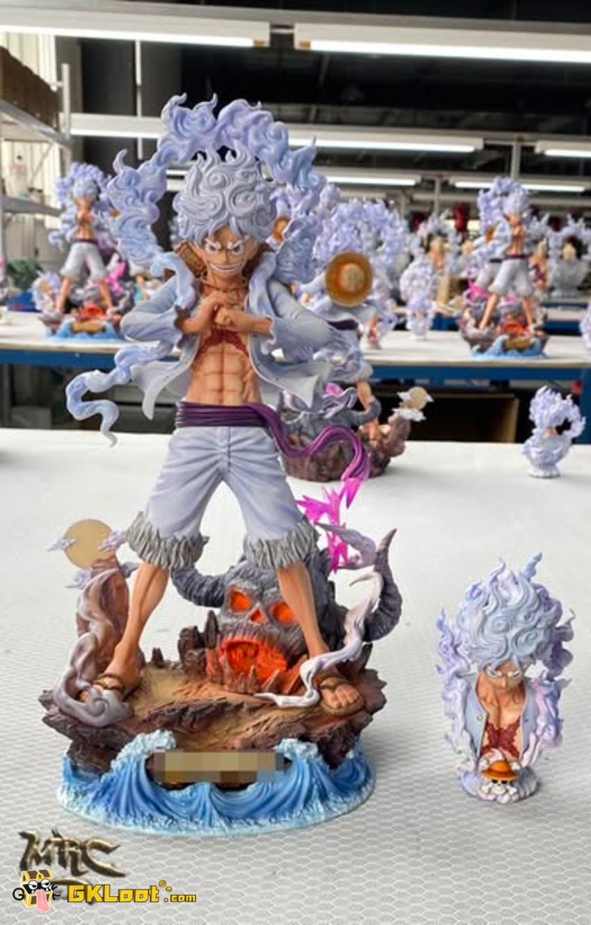 MRC Studio One Piece Nika Luffy Statue - View 3 MRC Studio One Piece Nika Luffy Statue - View 3