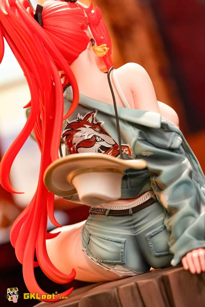 New Age Studio Goddess of Victory: Nikke Red Hood Statue - View 4 New Age Studio Goddess of Victory: Nikke Red Hood Statue - View 4