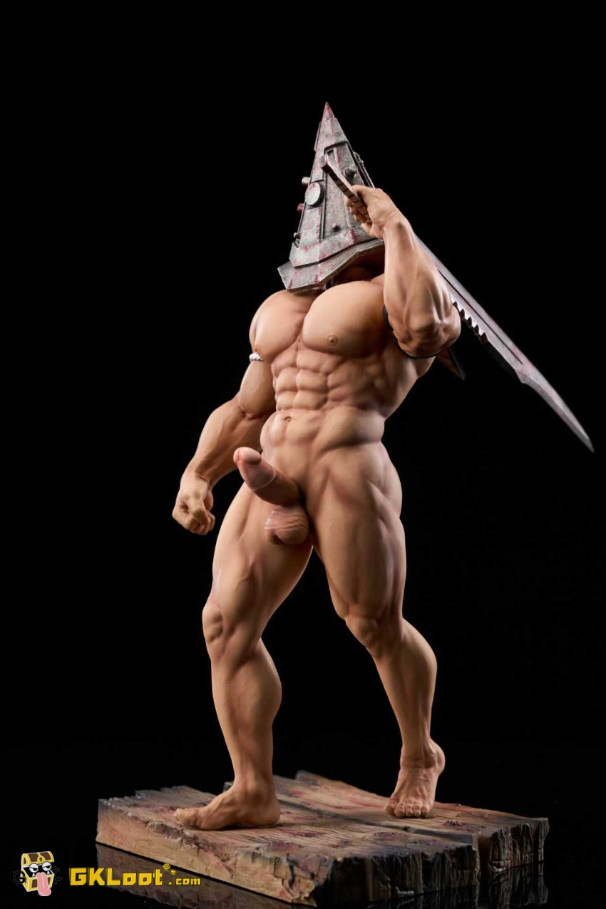 Mono Studio 1/6 Silent Hill Pyramid Head Statue - View 4 Mono Studio 1/6 Silent Hill Pyramid Head Statue - View 4