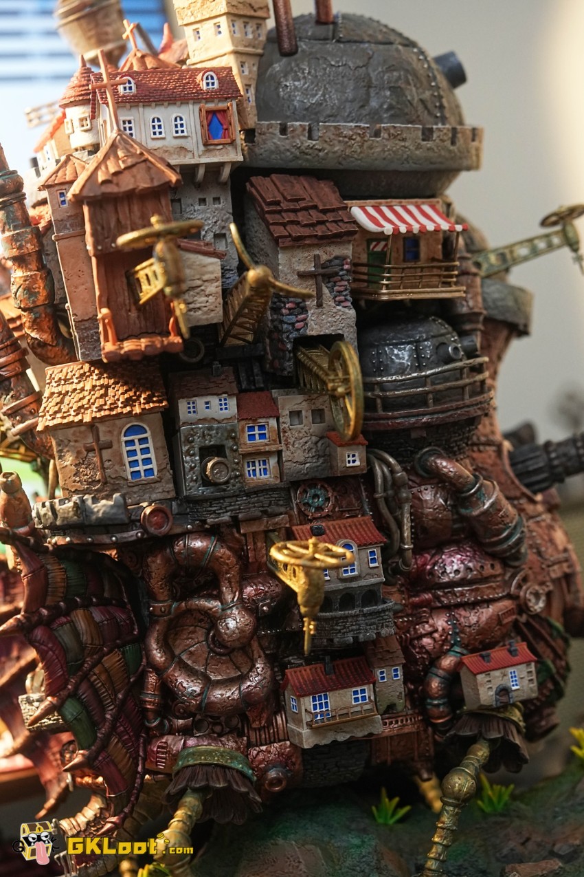 OPM Studio Howl's Moving Castle Moving Castle Statue - View 5 OPM Studio Howl's Moving Castle Moving Castle Statue - View 5