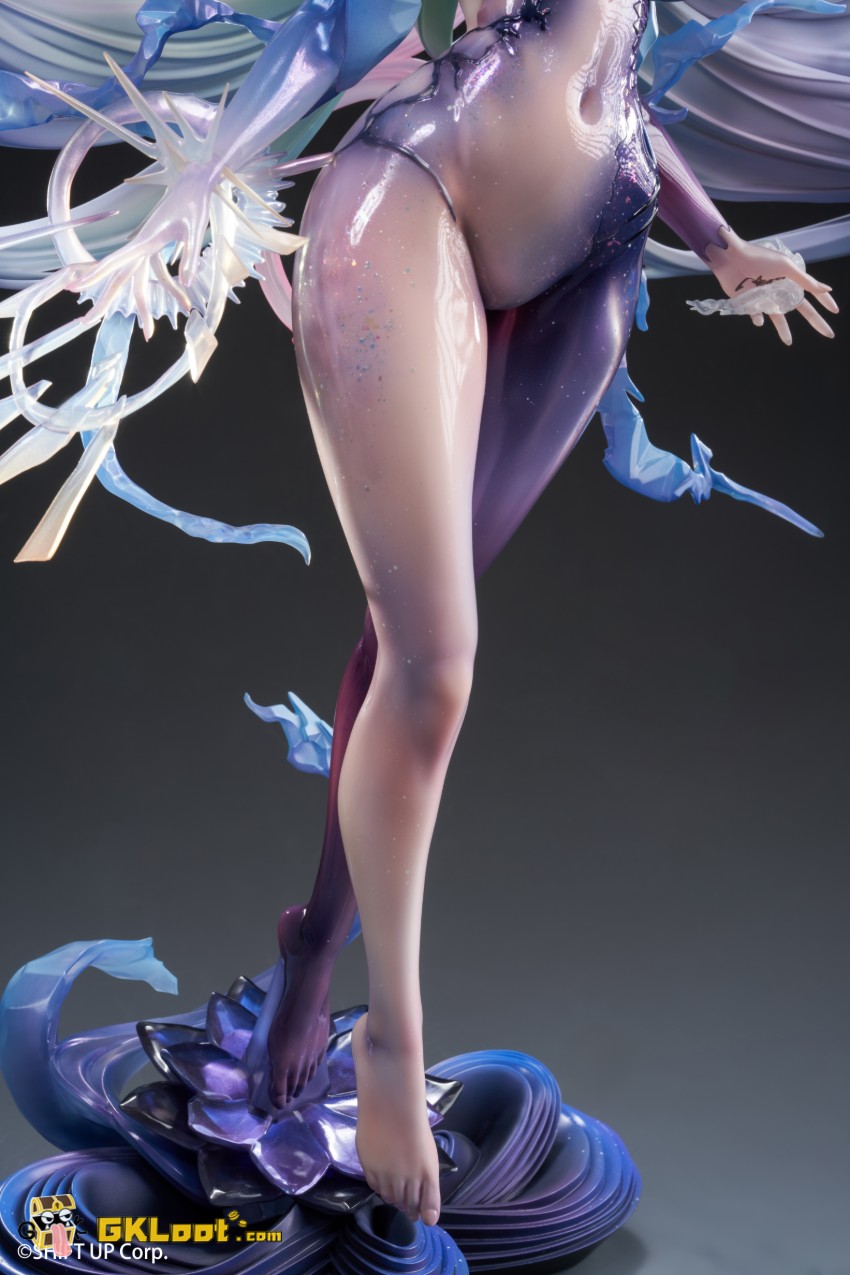 Hobby Sakura Studio 1/6 Goddess of Victory: Nikke Nayuta - View 10 Hobby Sakura Studio 1/6 Goddess of Victory: Nikke Nayuta - View 10