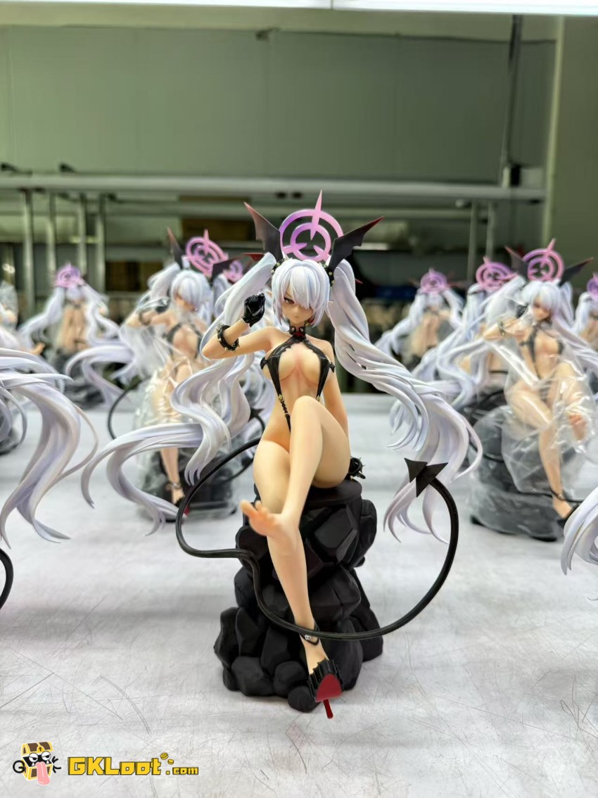 SODA Studio 1/6 Blue Archive Shiromi Iori Statue - View 4 SODA Studio 1/6 Blue Archive Shiromi Iori Statue - View 4
