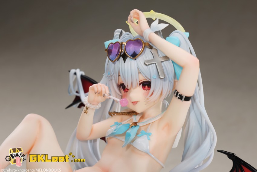 PURE Studio 1/6 Original Silver Haired Girl - View 15 PURE Studio 1/6 Original Silver Haired Girl - View 15