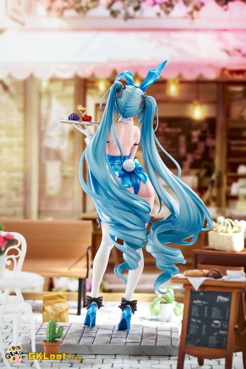 LC Studio 1/6 Goddess of Victory: Nikke Privaty Statue - View 4 LC Studio 1/6 Goddess of Victory: Nikke Privaty Statue - View 4