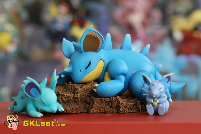 WY Studio 1/20 Pokémon Nidoqueen Statue - View 2 WY Studio 1/20 Pokémon Nidoqueen Statue - View 2