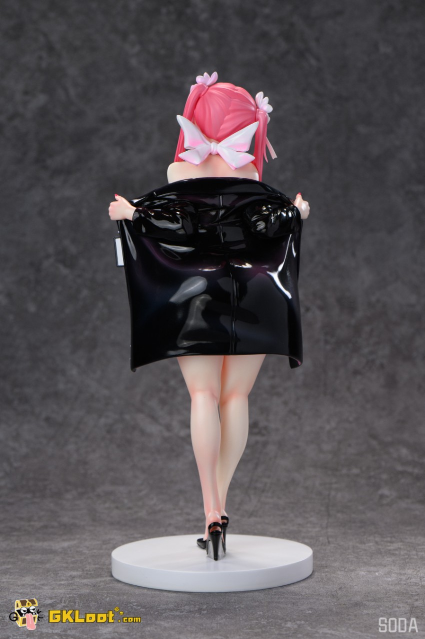SODA Studio 1/6 Goddess of Victory: Nikke Dorothy Statue - View 6 SODA Studio 1/6 Goddess of Victory: Nikke Dorothy Statue - View 6