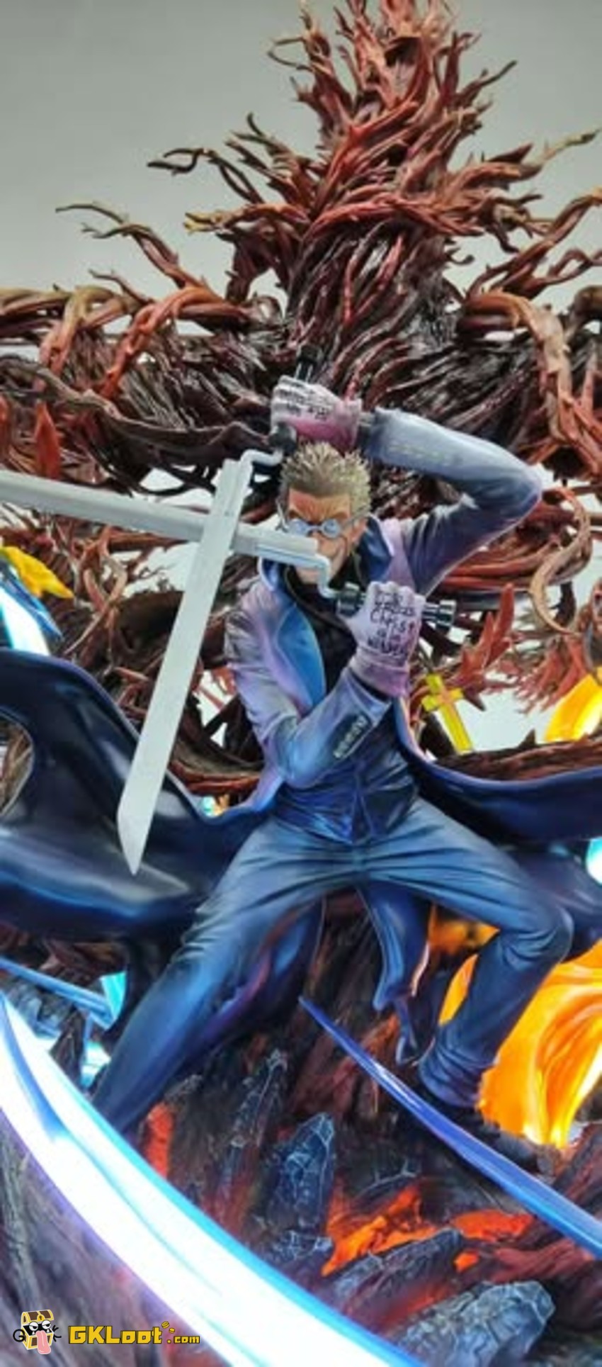 Dream Box Studio Hellsing Alexander Anderson Statue - View 5 Dream Box Studio Hellsing Alexander Anderson Statue - View 5