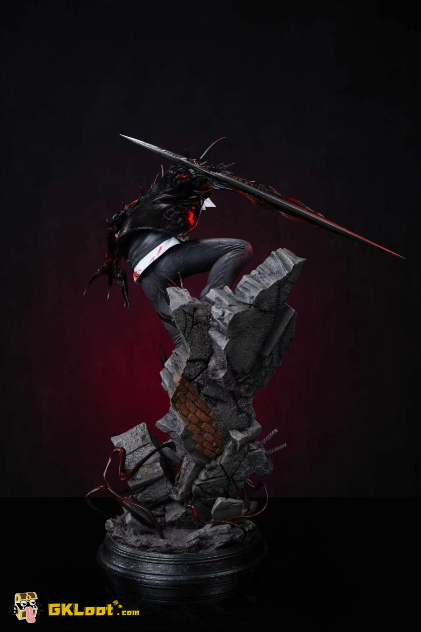 Sword & Wing Studio Prototype Alex Mercer Statue - View 6 Sword & Wing Studio Prototype Alex Mercer Statue - View 6