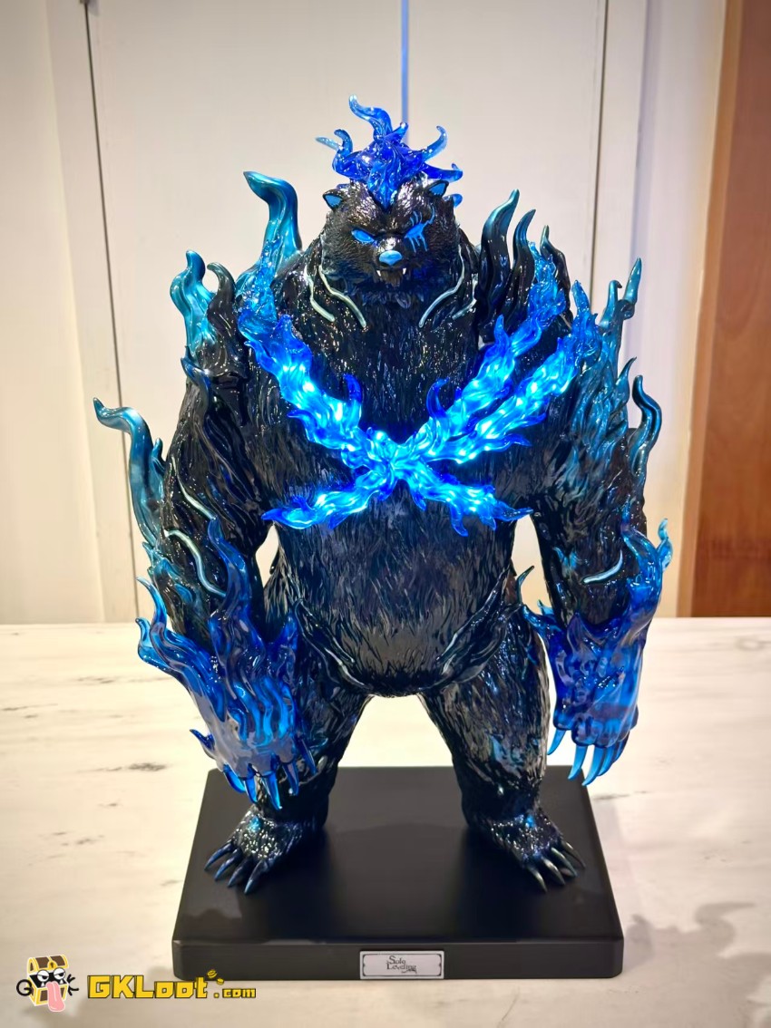 Shadow Studio Solo Leveling Igris & Grizzly Bear Statue - View 7 Shadow Studio Solo Leveling Igris & Grizzly Bear Statue - View 7