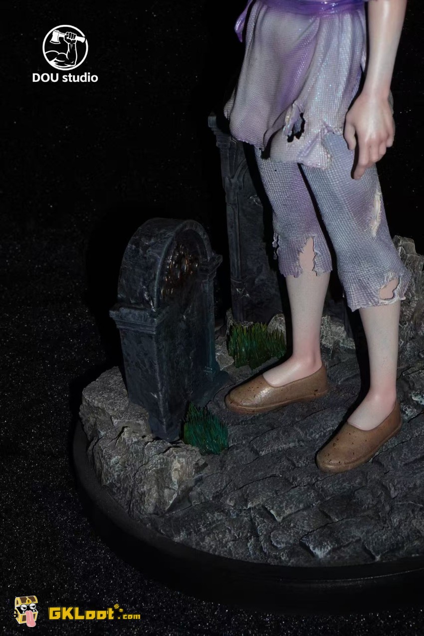 DOU Studio Berserk Griffith Statue - View 8 DOU Studio Berserk Griffith Statue - View 8
