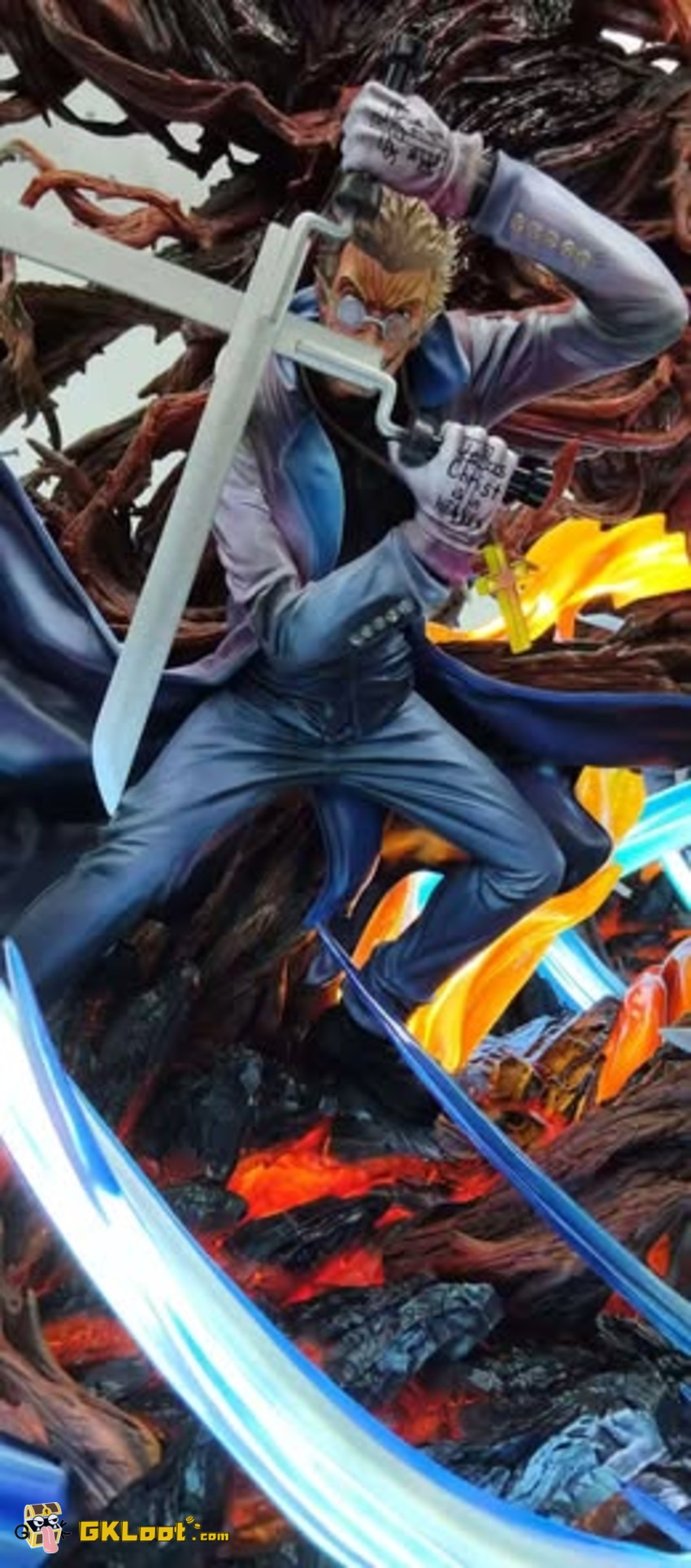 Dream Box Studio Hellsing Alexander Anderson Statue - View 4 Dream Box Studio Hellsing Alexander Anderson Statue - View 4