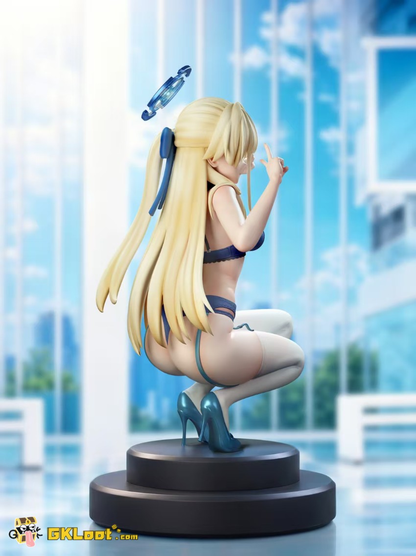 Bust Studio 1/6 Blue Archive Asuma Toki Statue - View 4 Bust Studio 1/6 Blue Archive Asuma Toki Statue - View 4