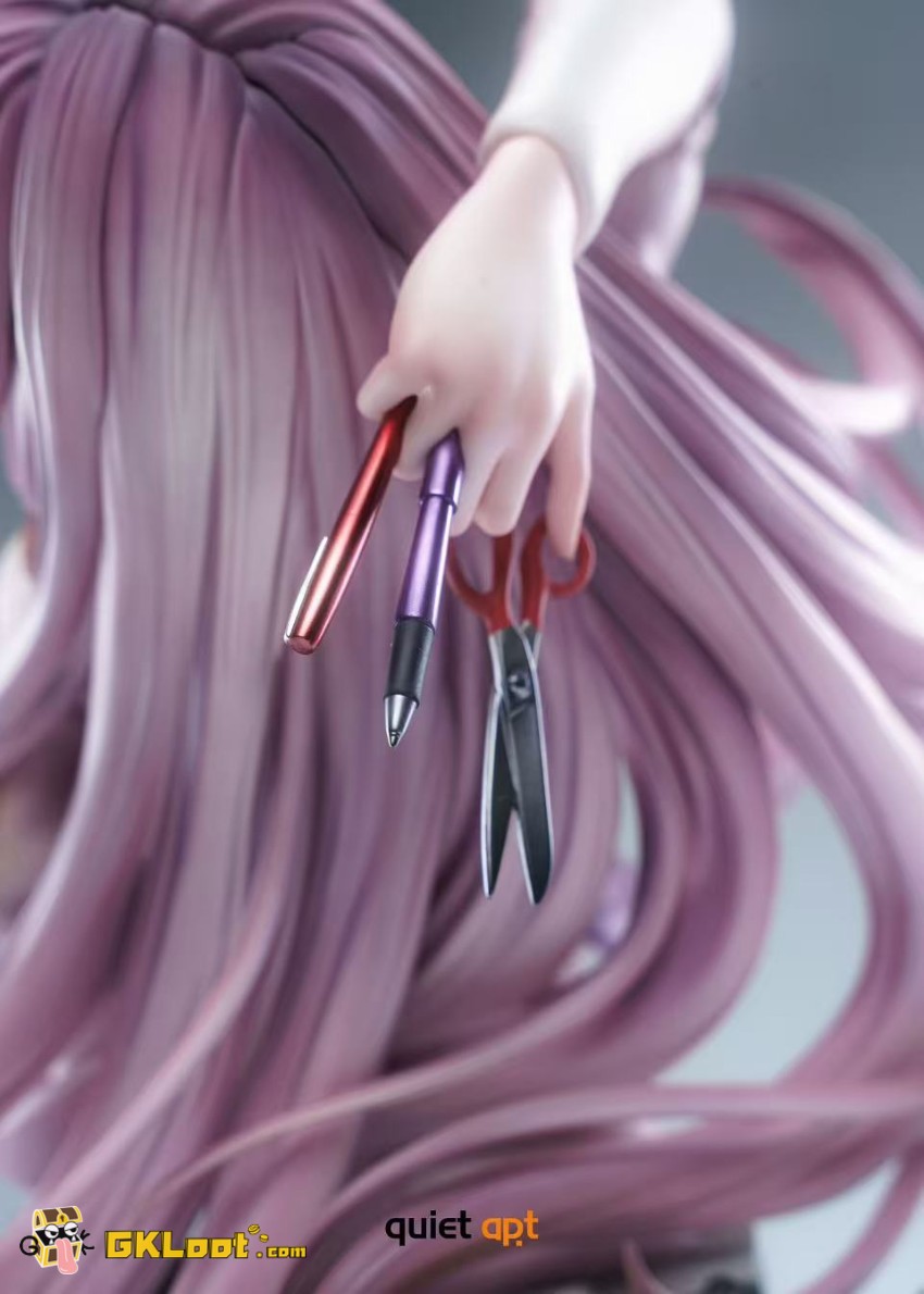 QuietArt Studio 1/4 Monogatari Series Senjougahara Hitagi Bust Statue - View 5 QuietArt Studio 1/4 Monogatari Series Senjougahara Hitagi Bust Statue - View 5