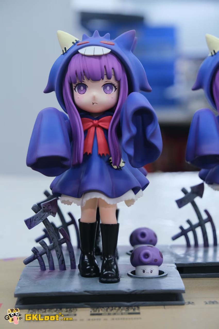 Cookie Studio Frieren: Beyond Journey's End Fern Statue - View 2 Cookie Studio Frieren: Beyond Journey's End Fern Statue - View 2