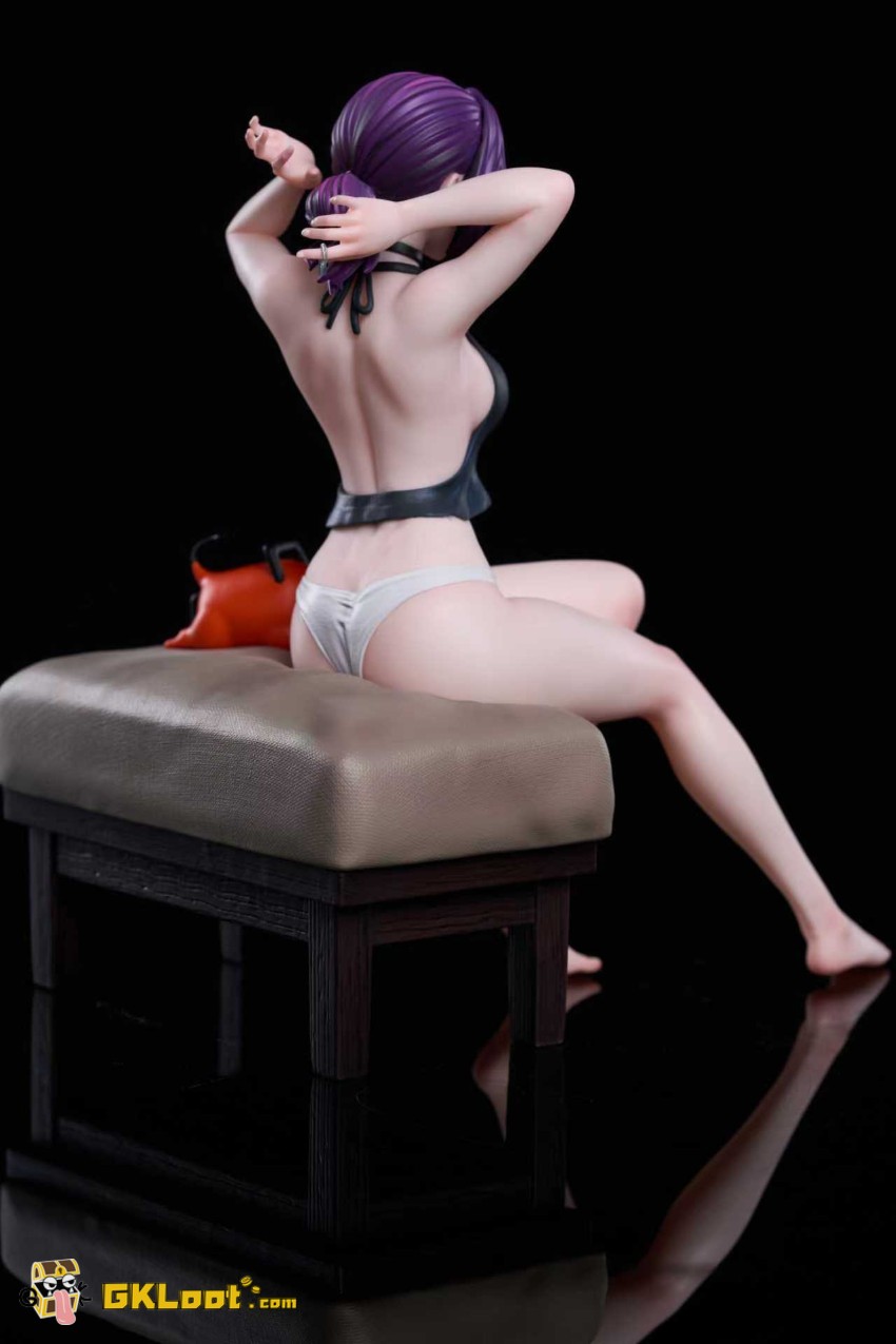 HS Studio 1/6 Chainsaw Man Reze Statue - View 4 HS Studio 1/6 Chainsaw Man Reze Statue - View 4