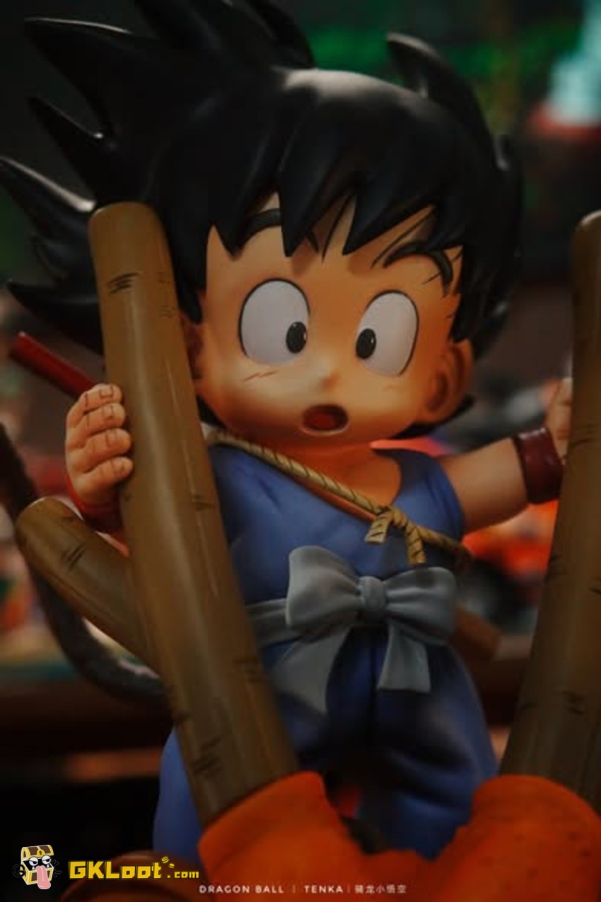 Tenka Studio Dragon Ball Son Goku Statue - View 4 Tenka Studio Dragon Ball Son Goku Statue - View 4