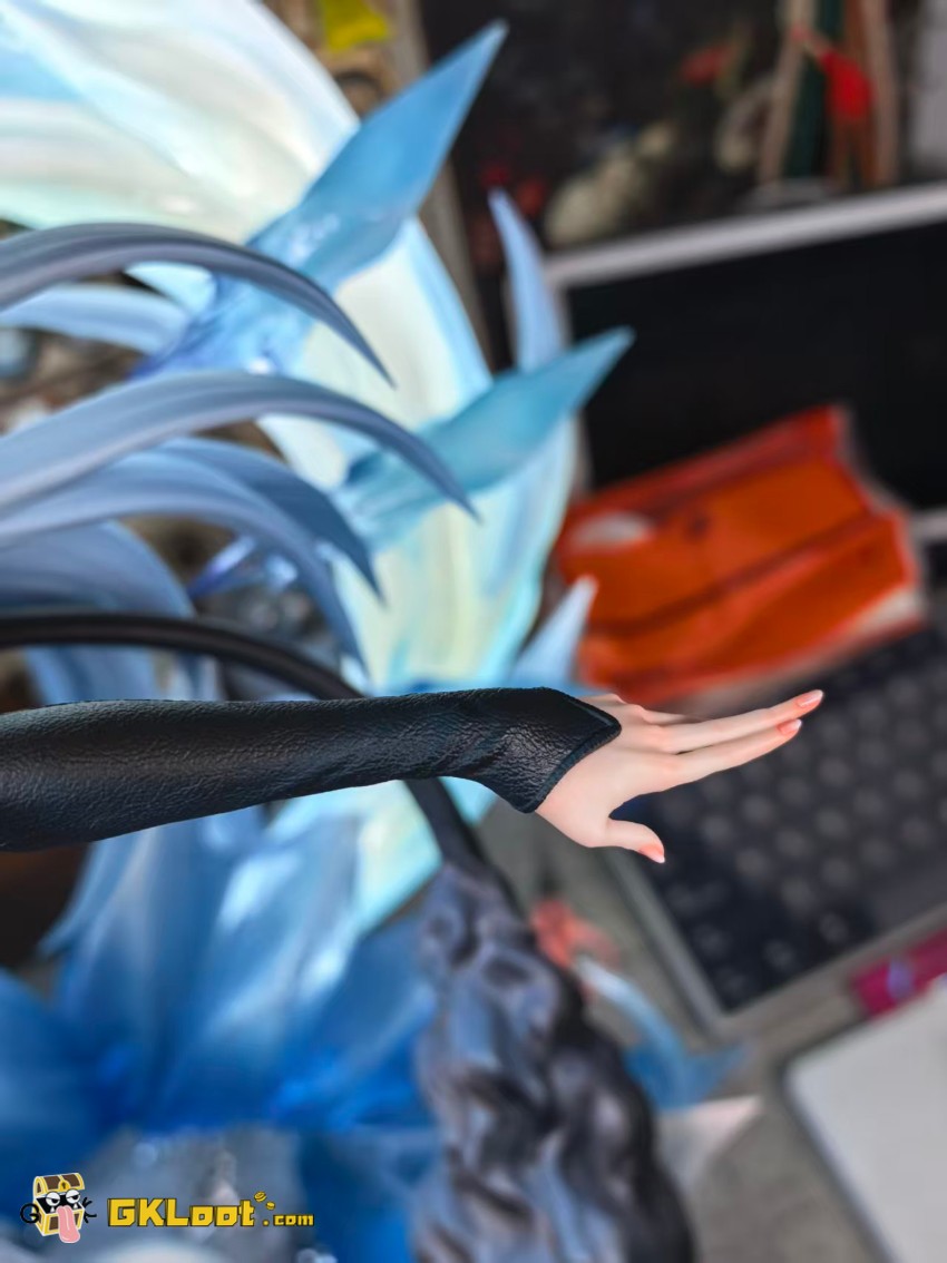 Dreammade Studio 1/4 Akame Ga Kill! Esdeath Statue - View 5 Dreammade Studio 1/4 Akame Ga Kill! Esdeath Statue - View 5