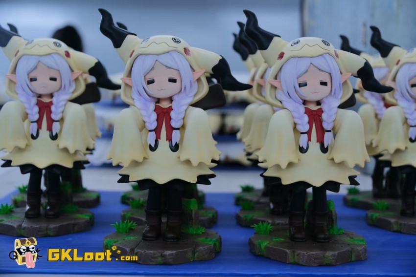 Cookie Studio Frieren: Beyond Journey's End Frieren Statue - View 1 Cookie Studio Frieren: Beyond Journey's End Frieren Statue - View 1