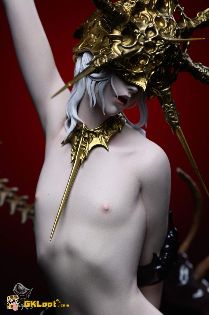 Craving Eyes Studio 1/5 Dark Souls Dark Sun Gwyndolin Statue - View 9 Craving Eyes Studio 1/5 Dark Souls Dark Sun Gwyndolin Statue - View 9