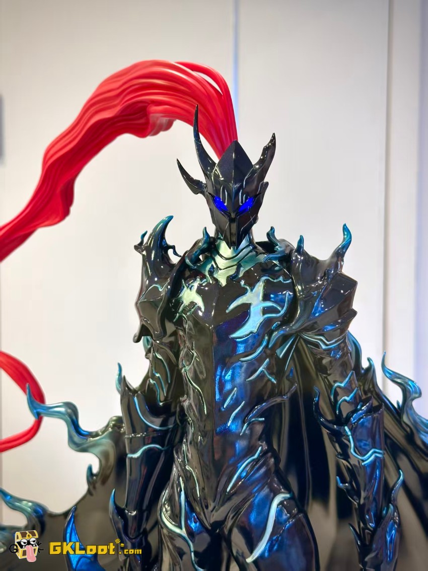 Shadow Studio Solo Leveling Igris & Grizzly Bear Statue - View 12 Shadow Studio Solo Leveling Igris & Grizzly Bear Statue - View 12