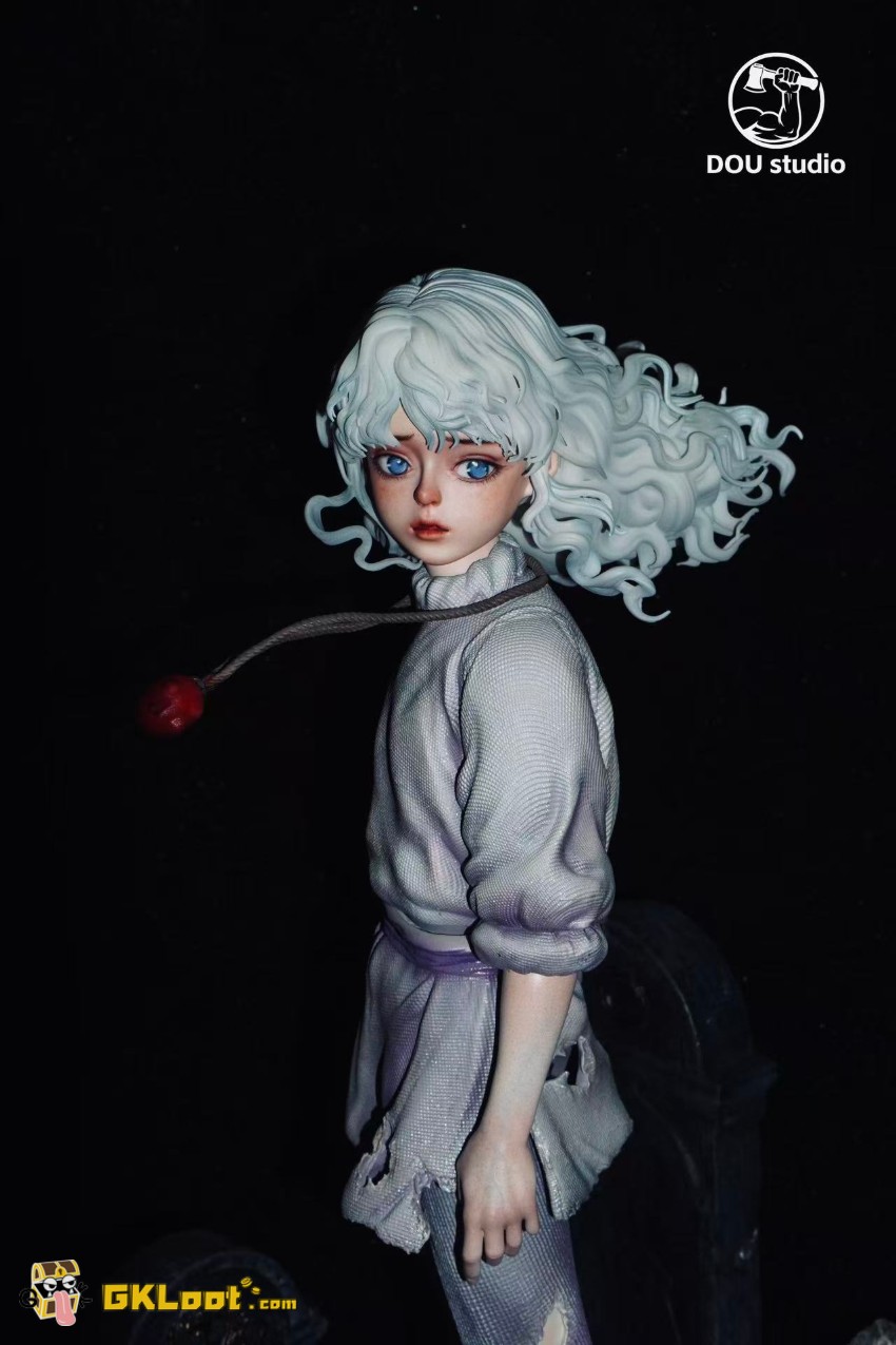 DOU Studio Berserk Griffith Statue - View 3 DOU Studio Berserk Griffith Statue - View 3