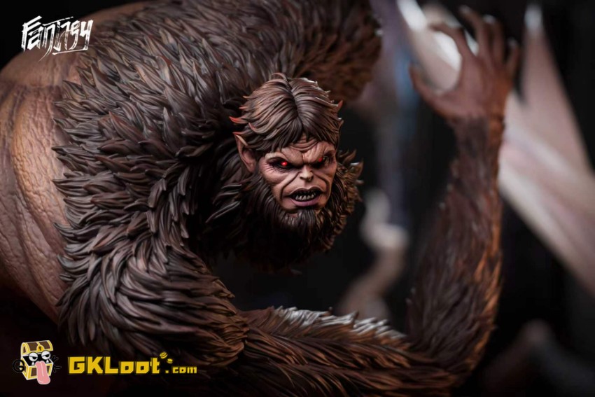Fantasy Studio Attack on Titan Beast Titan w/ LED - View 8 Fantasy Studio Attack on Titan Beast Titan w/ LED - View 8
