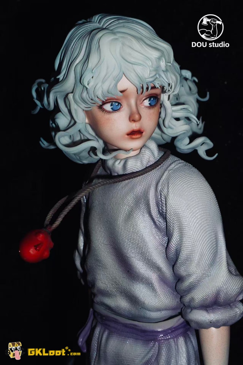DOU Studio Berserk Griffith Statue - View 6 DOU Studio Berserk Griffith Statue - View 6