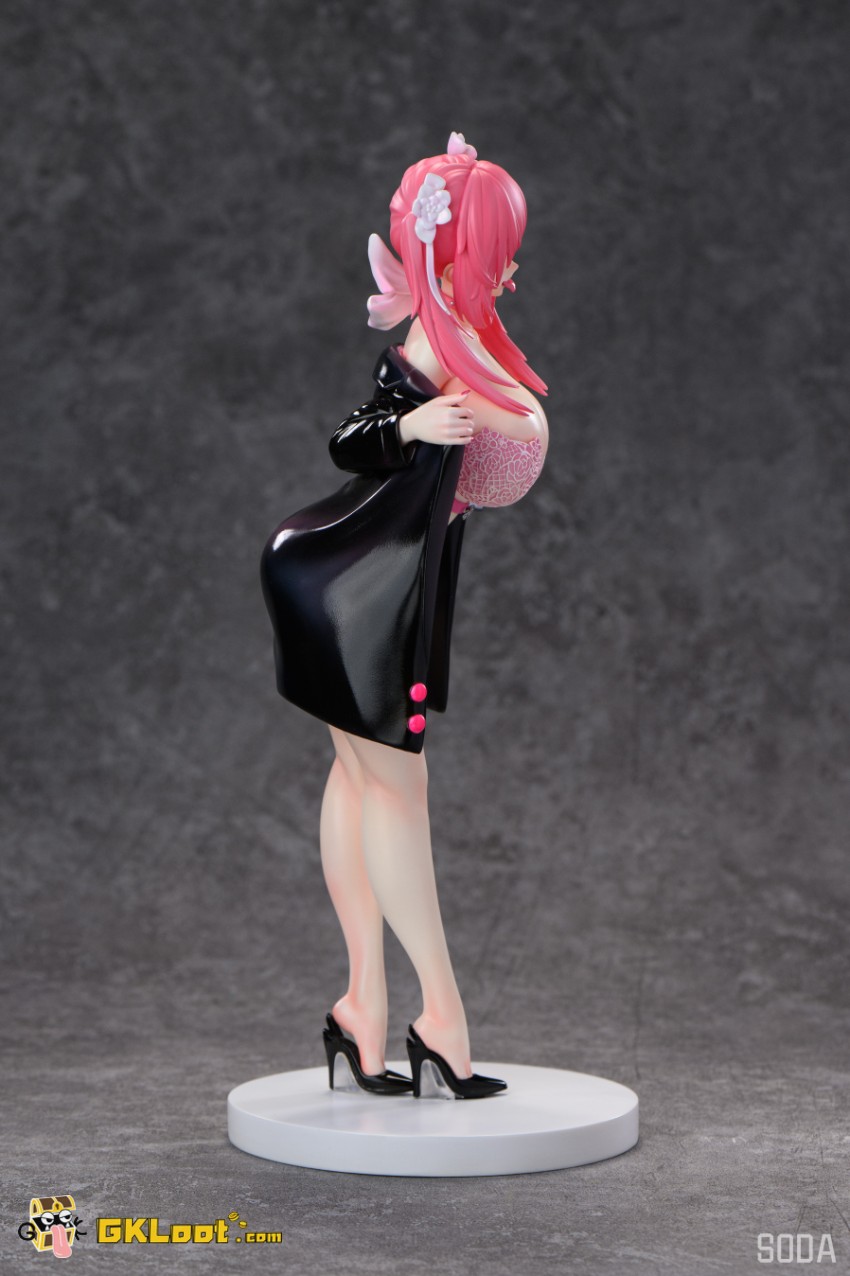 SODA Studio 1/6 Goddess of Victory: Nikke Dorothy Statue - View 7 SODA Studio 1/6 Goddess of Victory: Nikke Dorothy Statue - View 7