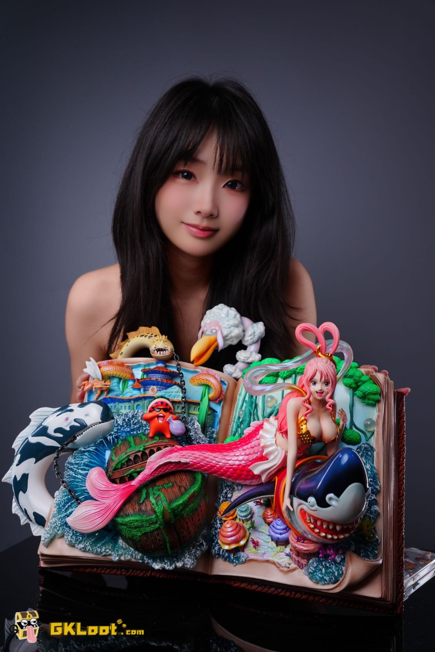 Seven Studio One Piece Shirahoshi Statue - View 12 Seven Studio One Piece Shirahoshi Statue - View 12