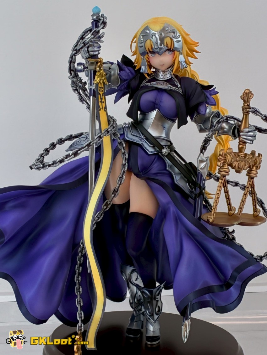 Longjingshi Studio 1/6 Fate Jeanne d'Arc & Jeanne d'Arc Alter Statue - View 6 Longjingshi Studio 1/6 Fate Jeanne d'Arc & Jeanne d'Arc Alter Statue - View 6