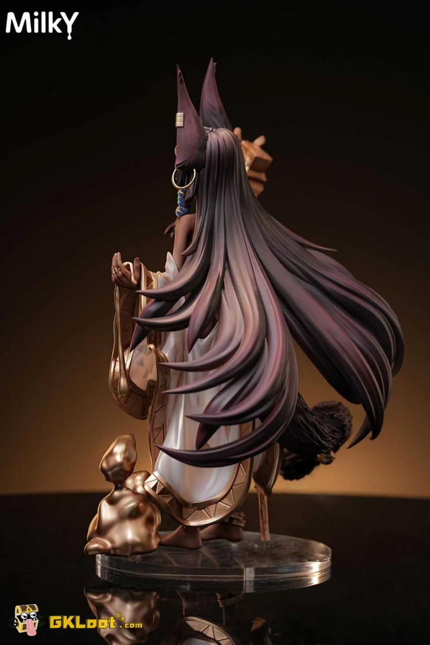 Milky Studio Original Golden Tetra Statue - View 2 Milky Studio Original Golden Tetra Statue - View 2